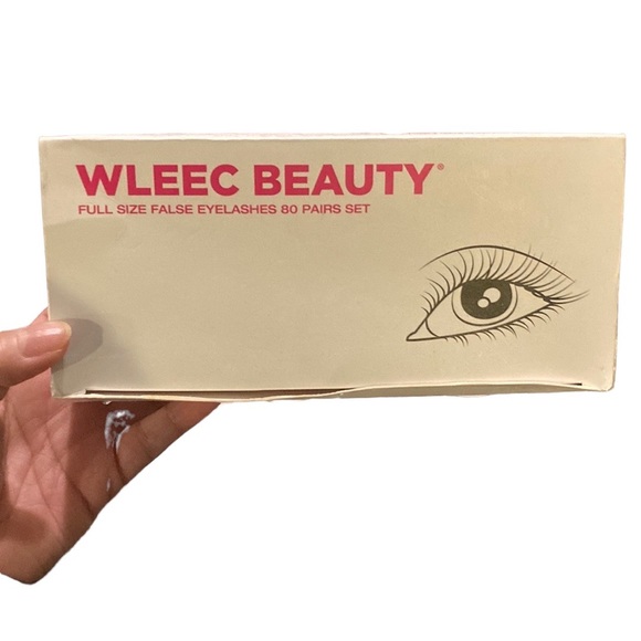 WLEEC Beauty False Eyelashes 70 Pairs Set - Picture 1 of 10